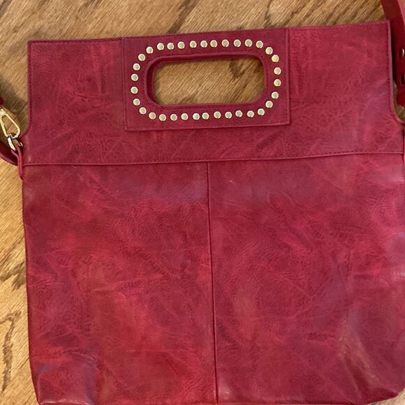 Ah-dorned dark red back with gold accents shoulder or cross body - Picture 11 of 14